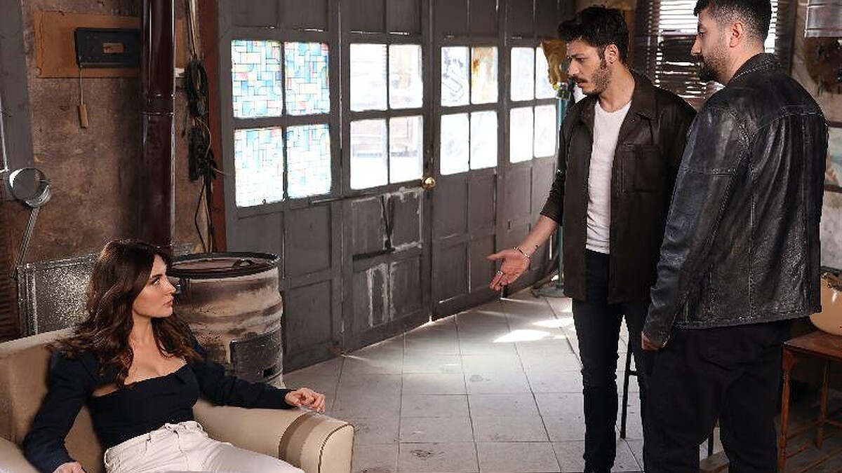 İnci Taneleri Dizisi Reytinglerde Düşüş Yaşasa Da Milyonları Etkilemeye Devam Ediyor