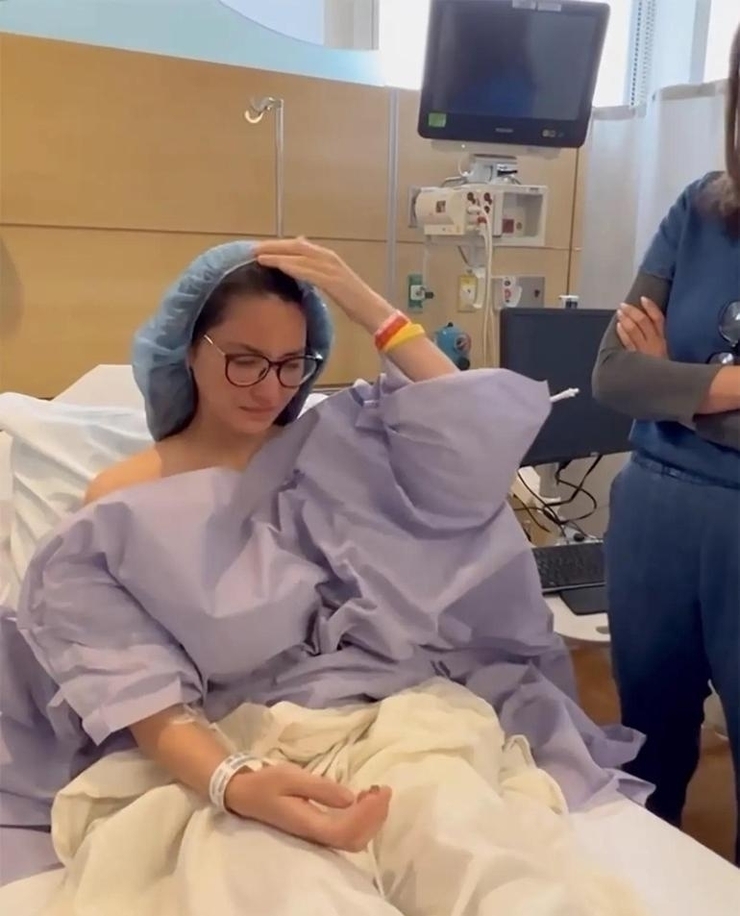 Ünlü Oyuncu Olivia Munn'un Meme Kanseri Mücadelesi Ve Kırmızı Halı Sırrı