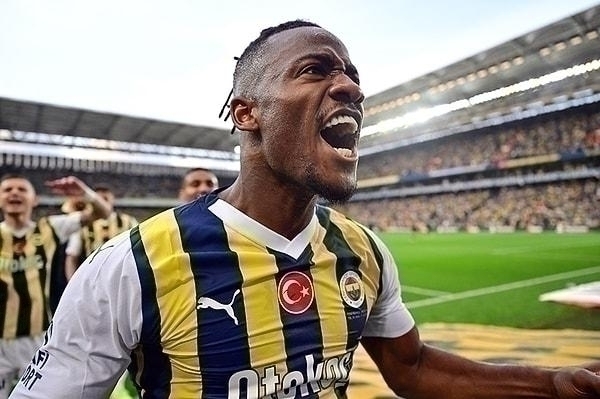 Fenerbahçe, Beşiktaş'ı 2-1'Le Geçti