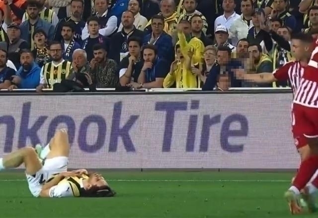 Fenerbahçe Maçında Skandal! Podence Faul Yaptı, Hareket Çekti Ve Sarı Kart Gördü