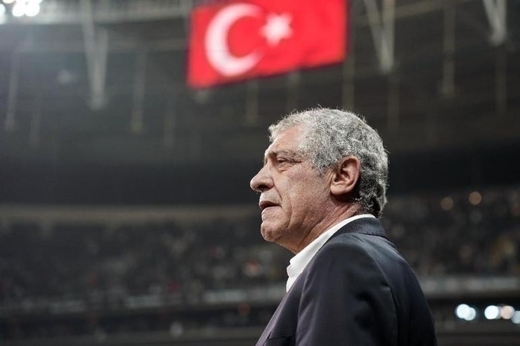 Beşiktaş, Fernando Santos'la Yollarını Ayırdı: Olağanüstü Toplantı Sonrası Karar!