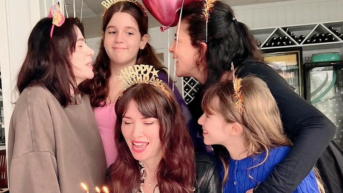 Nefise Karatay, Kızı Maya İle Duygusal Anlarını Paylaştı