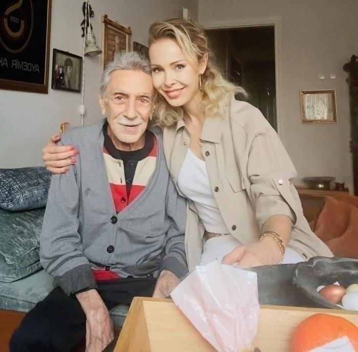 Aydemir Akbaş'tan Kanserle İlgili Açıklama