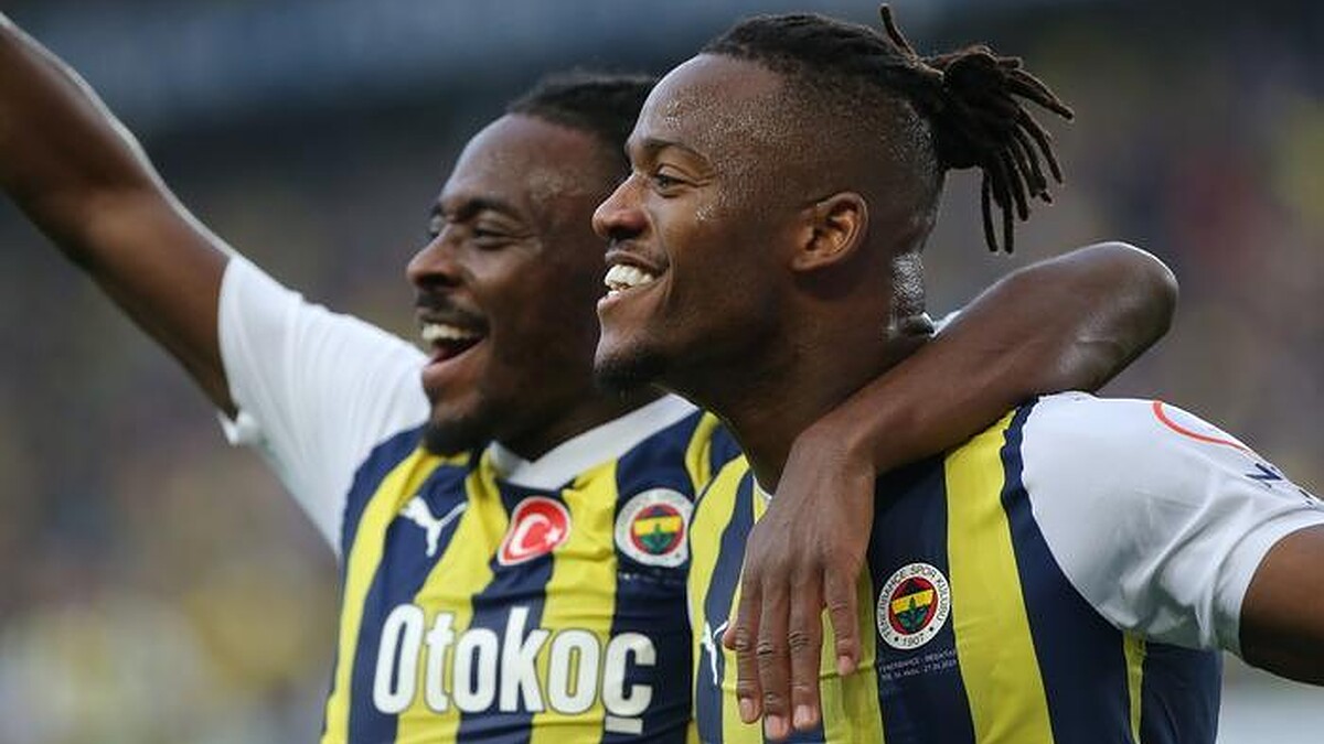 Fenerbahçe Beşiktaş'ı 10 Kişiyle Devirerek 3 Puanı Kaptı!