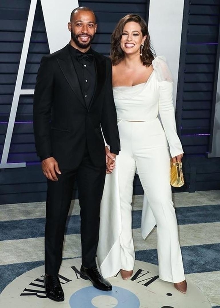 Ashley Graham, Kocasıyla Birlikte Çocuk Yapmayacaklarını Açıkladı