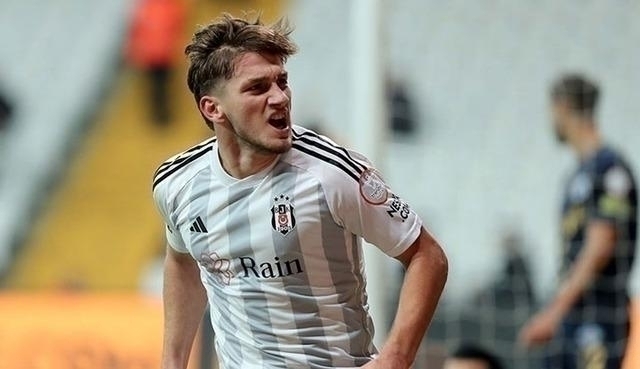 Semih Kılıçsoy'a Psg'den Şok Transfer Teklifi! Beşiktaş Borcu Kapatabilir