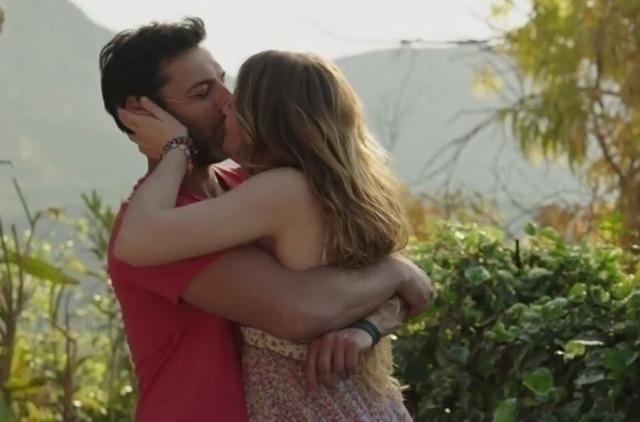 Gizem Karaca'dan Öpüşme Sahnesi İtirafı: İyi Öpüştük Diyemiyorsun