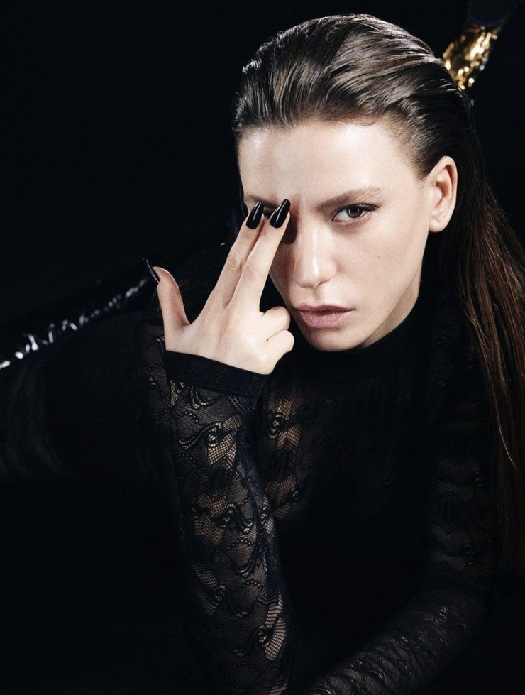 Serenay Sarıkaya'nın Yeni Reklam Filmi Sosyal Medyayı Salladı