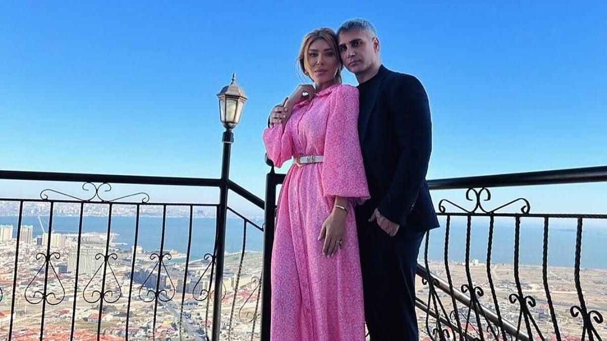 Doğuş'un Eşi Hidayetkızıyla Aşk Dolu Paylaşımlarını Sürdürüyor