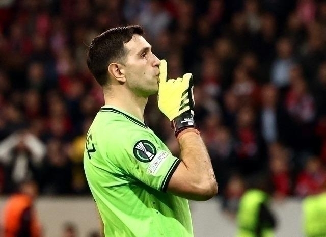 Aston Villa, Lille'i Penaltılarda Devirdi! Emiliano Martinez'in İkinci Sarı Kartı Şaşkınlık Yarattı