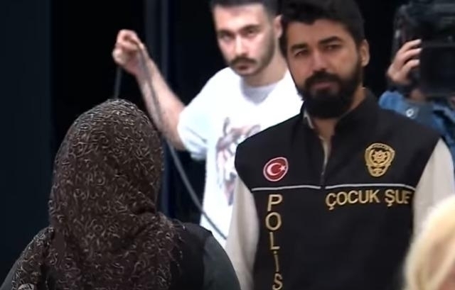Berfin'in Kızlarını 100 Bin Tl'ye Sattığı Belge Ortaya Çıktı! Gözaltılar Başladı…
