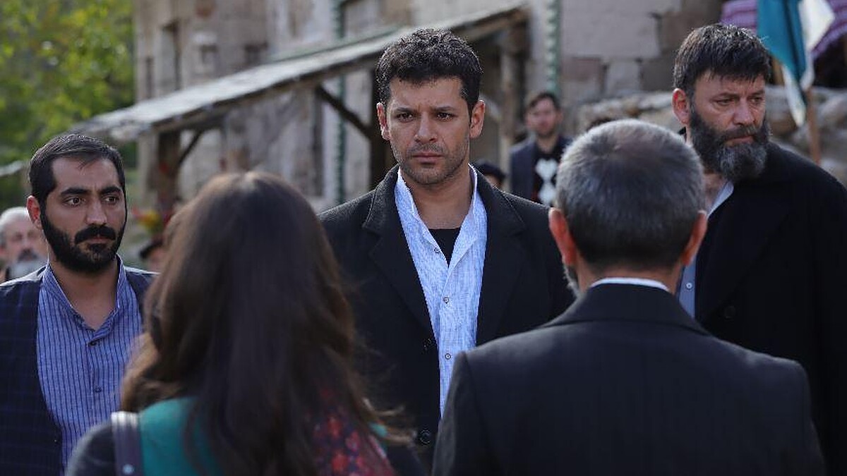 Kara Ağaç Destanı 12. Bölüm: Ömer Ve Celal Ağa Arasındaki Gerilim!