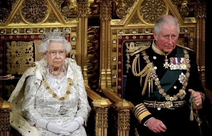 Kral Charles, Kraliçe Elizabeth'i Geride Bıraktı