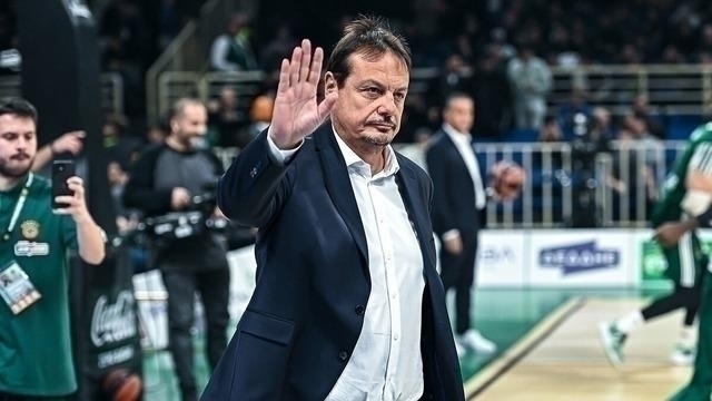 Ergin Ataman: Korkmanıza Gerek Yok, Sevinen Çok Türk Var…
