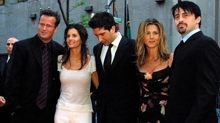 Friends Yıldızı Matthew Perry'nin Ölümü: Polis Soruşturması Detayları Ve Bağımlılık İddiaları