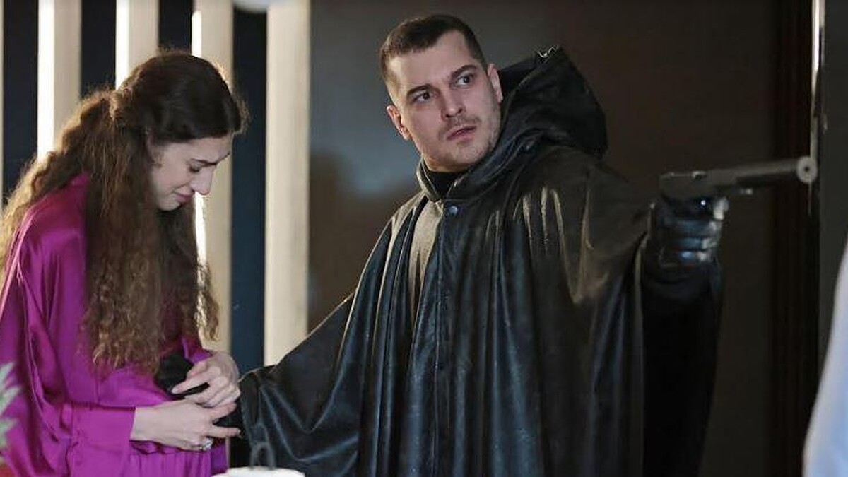 Gaddar Dizisi Ve Çağatay Ulusoy Hayranları Endişeli: Reytingler Düşüşte