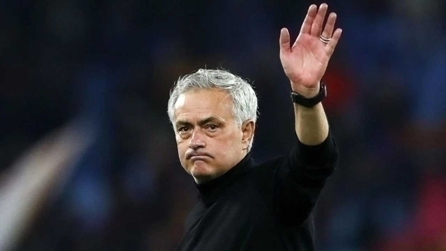 Jose Mourinho, Türkiye'de Beşiktaş'ı Seçti!