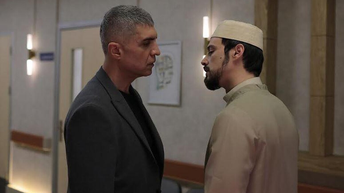 Kızıl Goncalar 17. Bölüm: Cüneyd'in Hayati Tercihi!