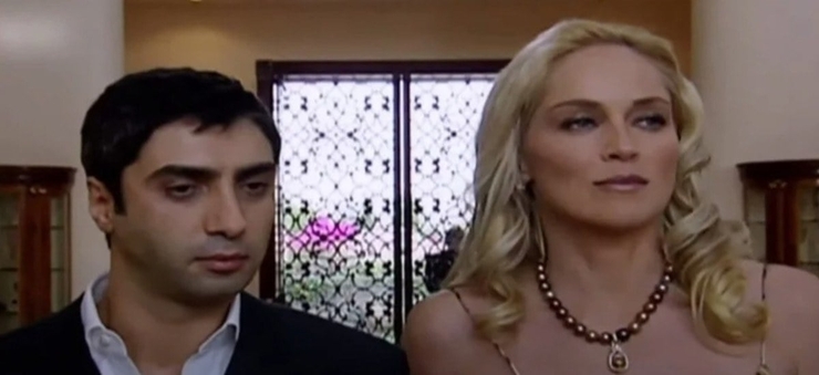 Sharon Stone, Kurtlar Vadisi Setinde İngilizce Sorunu Yaşadı