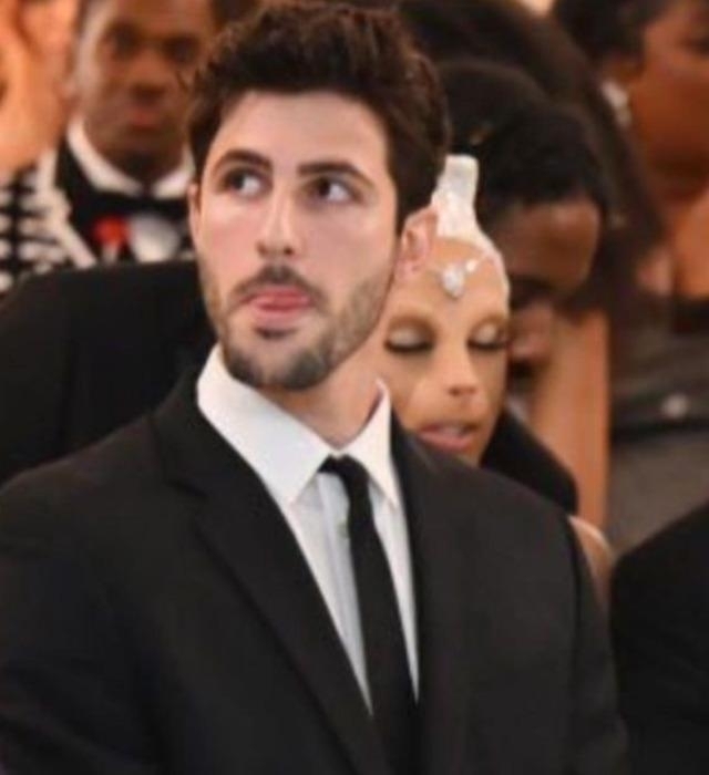 Eugenio Casnighi, Met Gala Görevinden Ayrıldı Ve Sosyal Medyada Destek Gördü