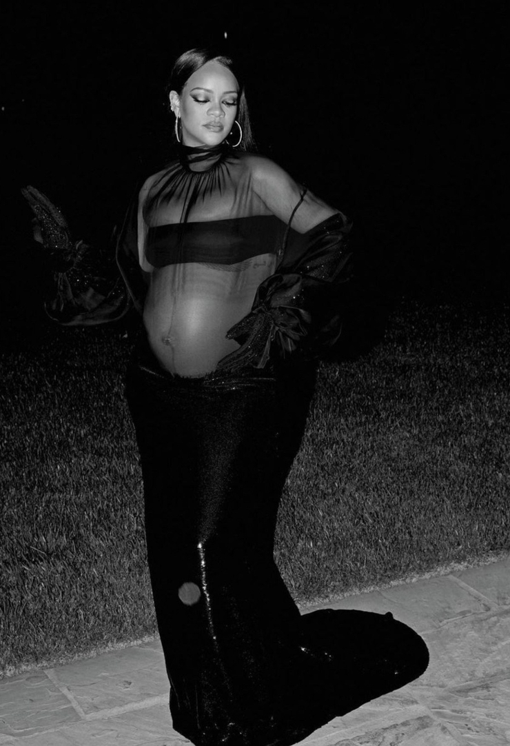 Rihanna'nın İkinci Bebek Sevinci Ve Pişmanlık İtirafı