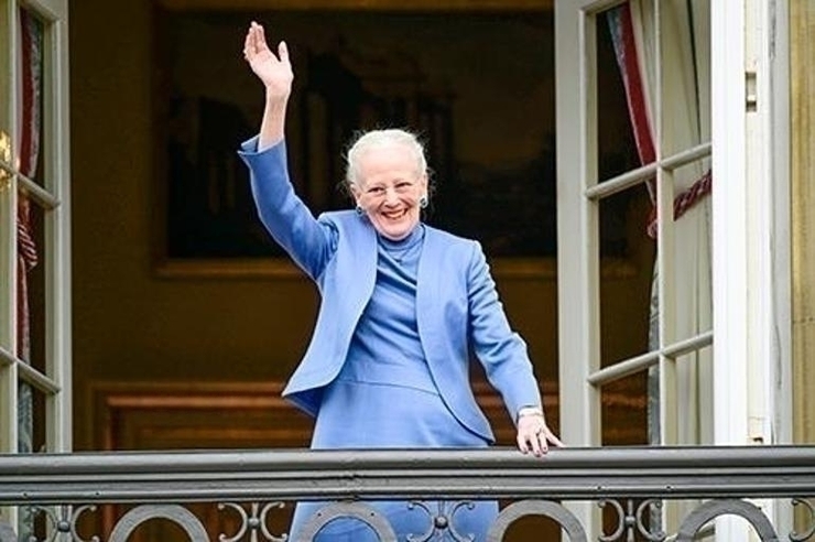 Danimarka Kraliçesi Tahtı Oğluna Bıraktı, İhanet Skandalıyla Gündemde