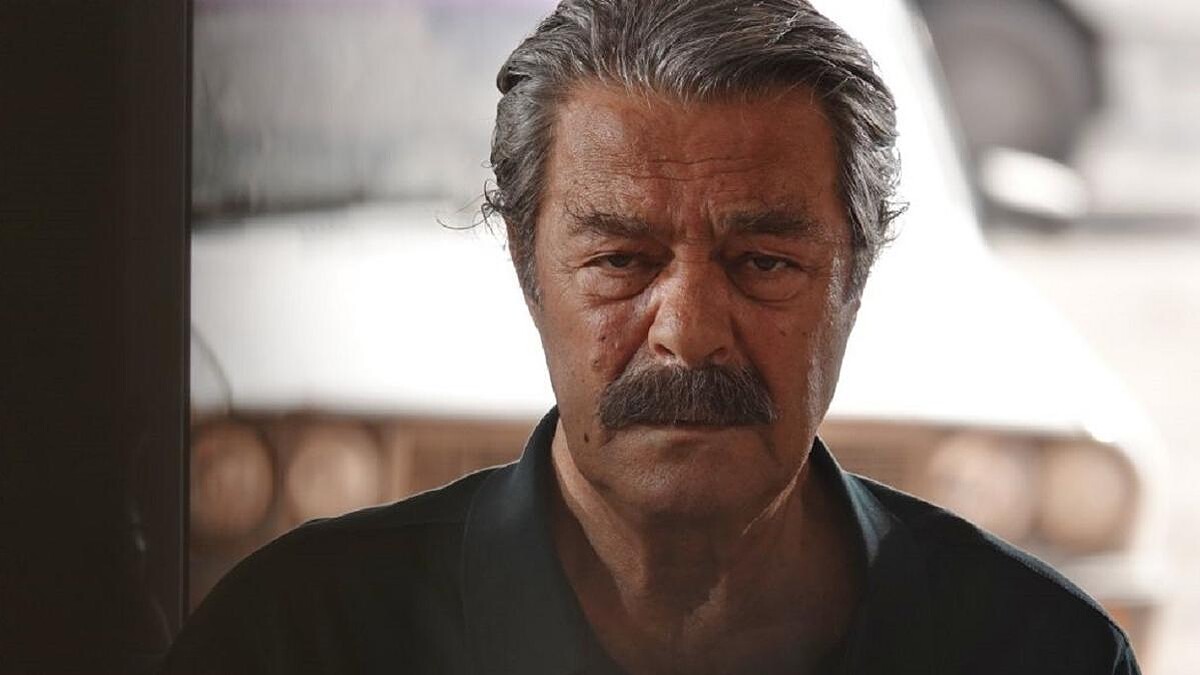 Kadir İnanır Koşuyolu'ndaki Hastaneye Kaldırıldı