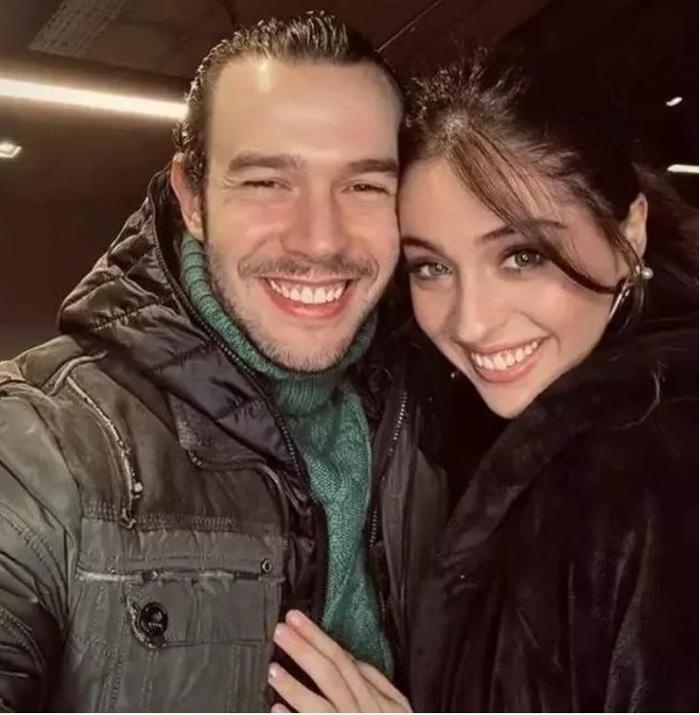 Cemre Baysel Ve Aytaç Şaşmaz Tekrar Bir Arada!