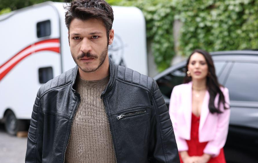 İnci Taneleri Dizisinde Cihan Ve Nehir Buluşması İzleyicileri Etkiledi