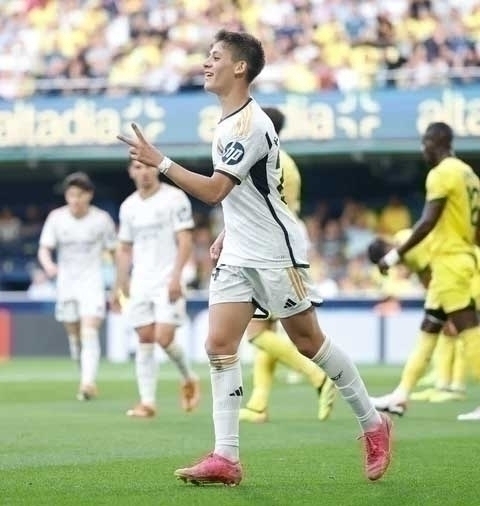 Arda Güler, Mbappe'yi Hayrete Düşürdü!