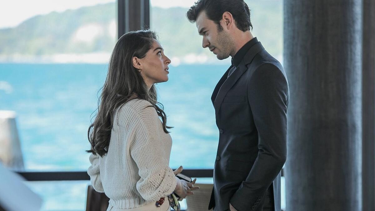 Cemre Baysel Ve Aytaç Şaşmaz Tekrar Bir Arada!