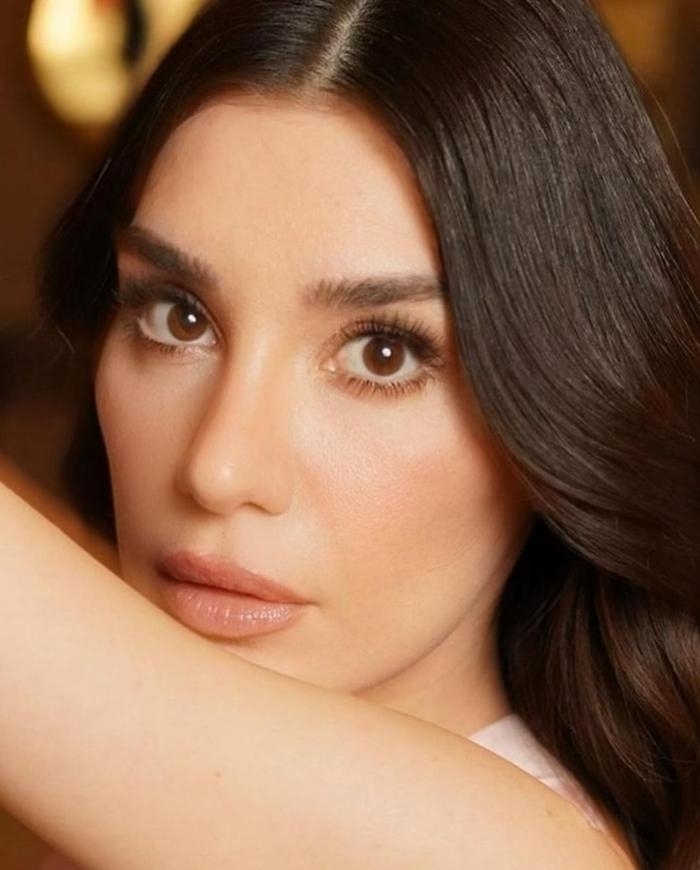 Burcu Kıratlı, Sinan Akçıl Ayrılığından Sonra İlk Kez Konuştu: Tehlikeli İlişki Ve İş Odaklılık…