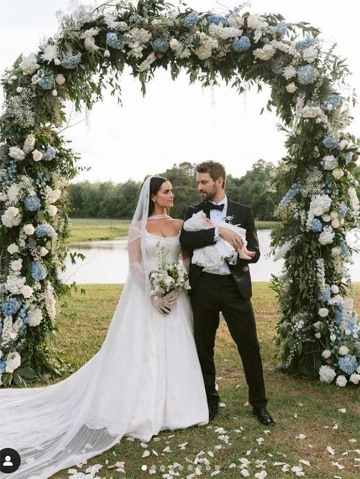 Natalie Joy'un Gelinliği Sosyal Medyada Eleştiri Topladı