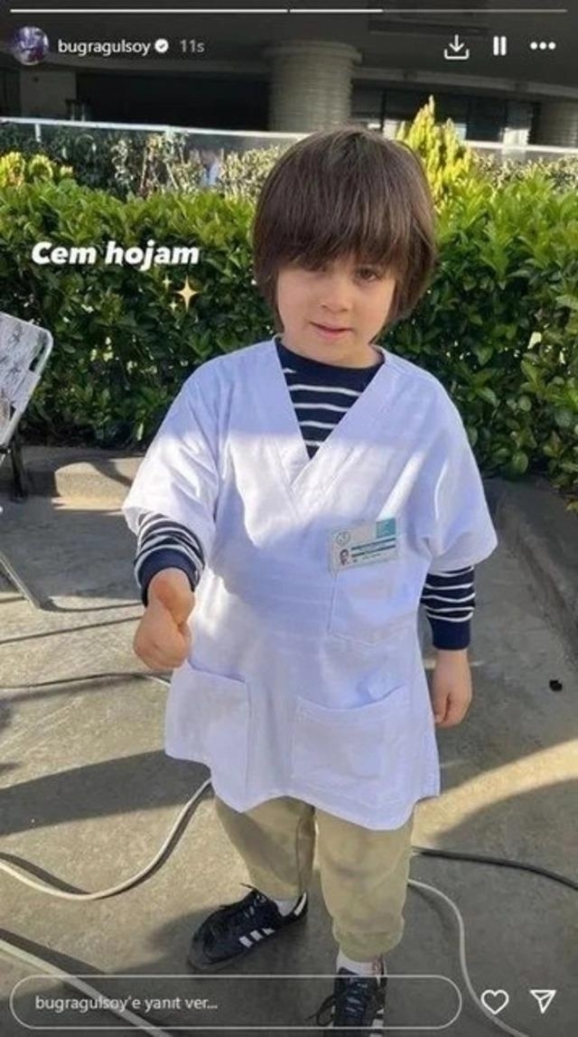 Buğra Gülsoy'un Oğlu Cem Sette Dikkat Çekti!