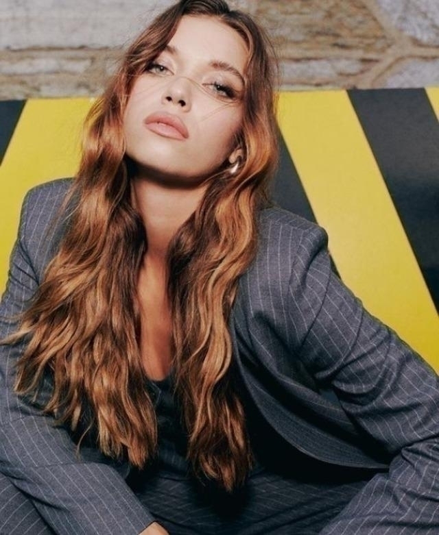 Afra Saraçoğlu'na 3 Ödül Birden! Üniversite Hayali İçin Annesi Gerildi