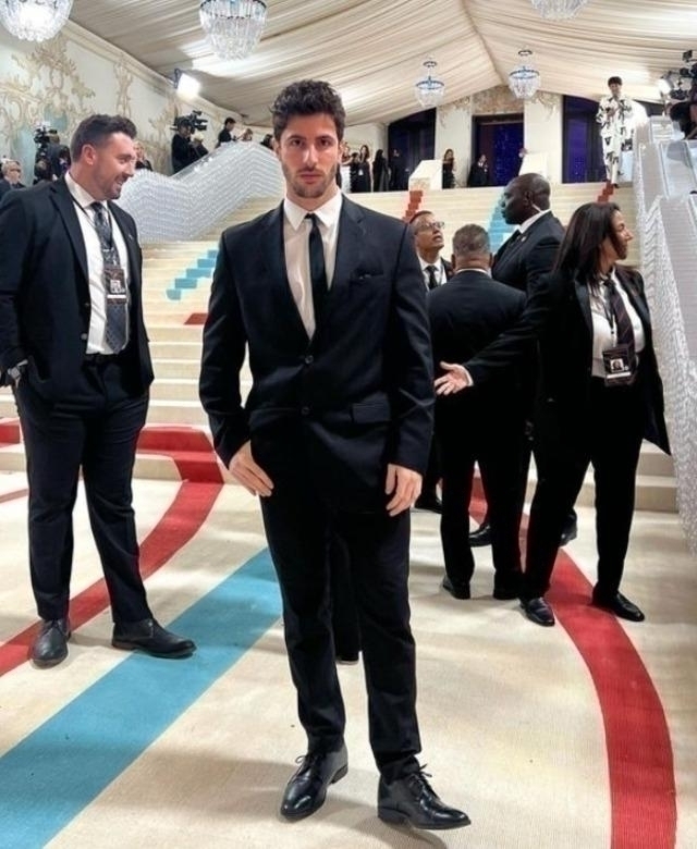 Eugenio Casnighi, Met Gala Görevinden Ayrıldı Ve Sosyal Medyada Destek Gördü