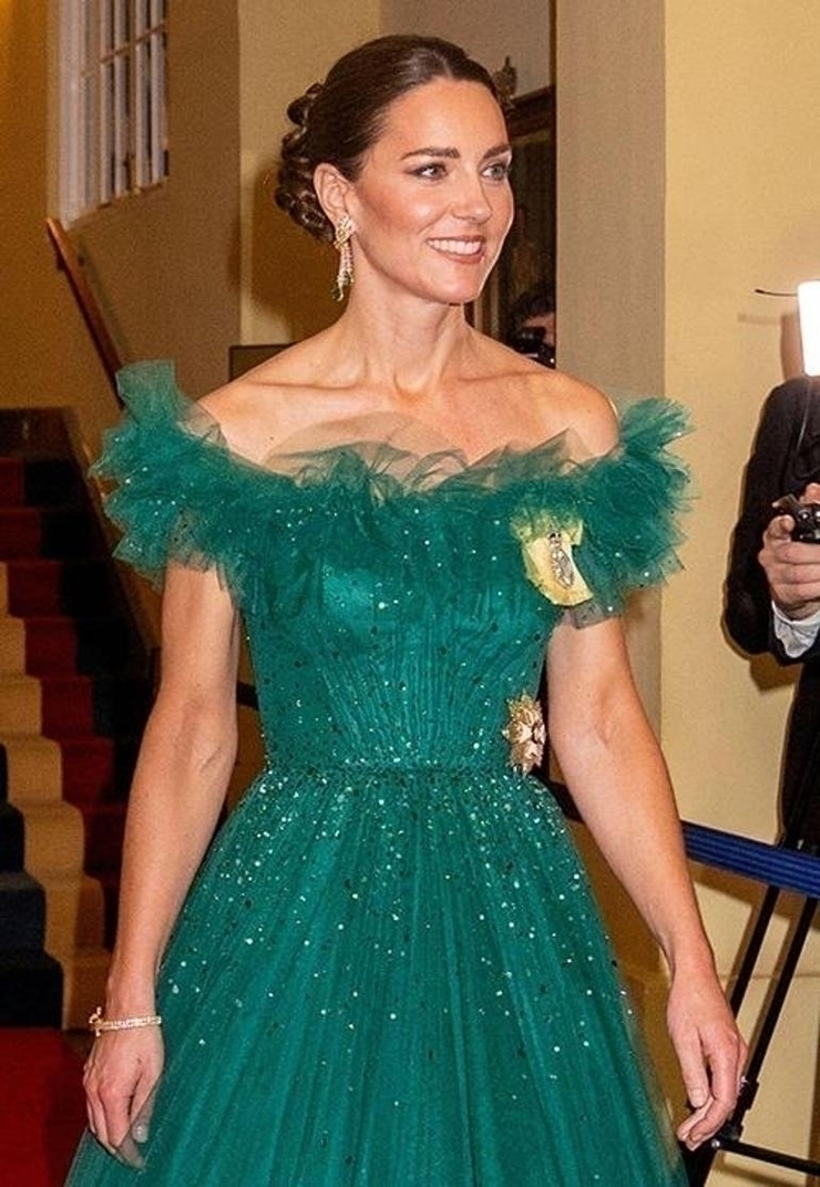 Kate Middleton, Hasta Yatağında Çalışmalarını Sürdürüyor