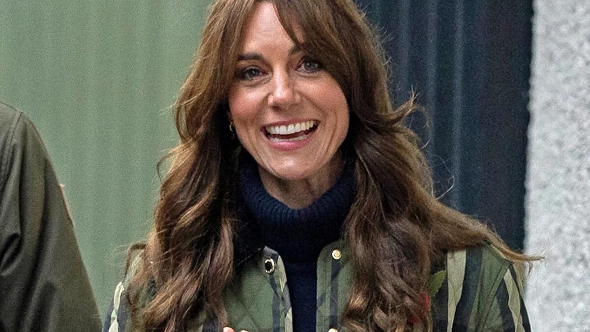 Kate Middleton Kemoterapi Tedavisi Görecek! Trooping The Colour Törenine Katılamayacak.