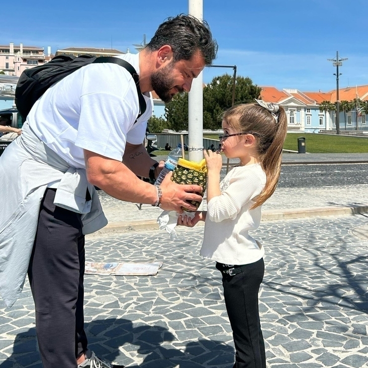Buse Terim Ve Volkan Bahçekapılı, Naz'ın Doğum Gününde Bir Araya Geldi