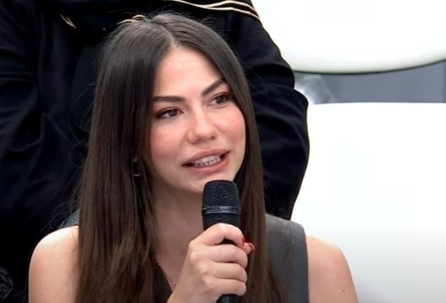 Demet Özdemir Müge Anlı'ya Akülü Tekerlekli Sandalye Bağışladı!