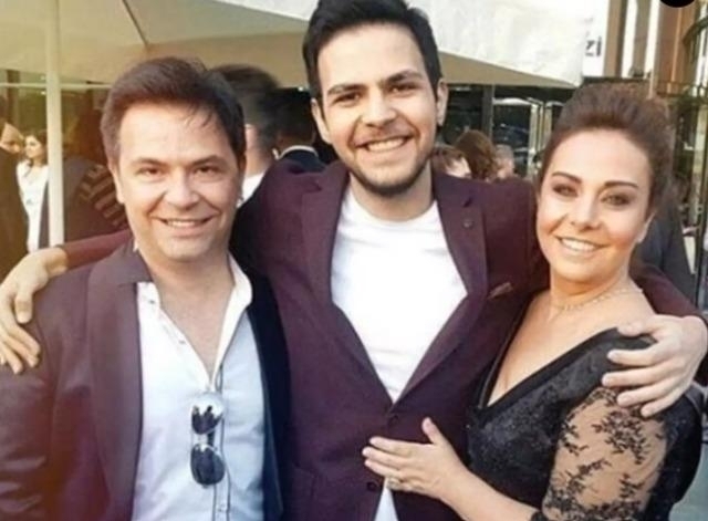 Ardahan Öztoprak'ın Cinsiyet Değişikliği Ve Ayda Olarak Yeniden Doğuşu