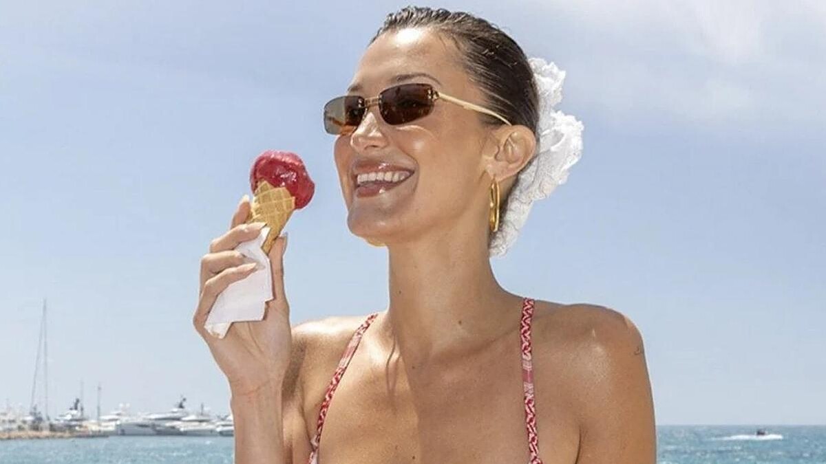 Bella Hadid Elbisesiyle Filistin'e Destek Oldu