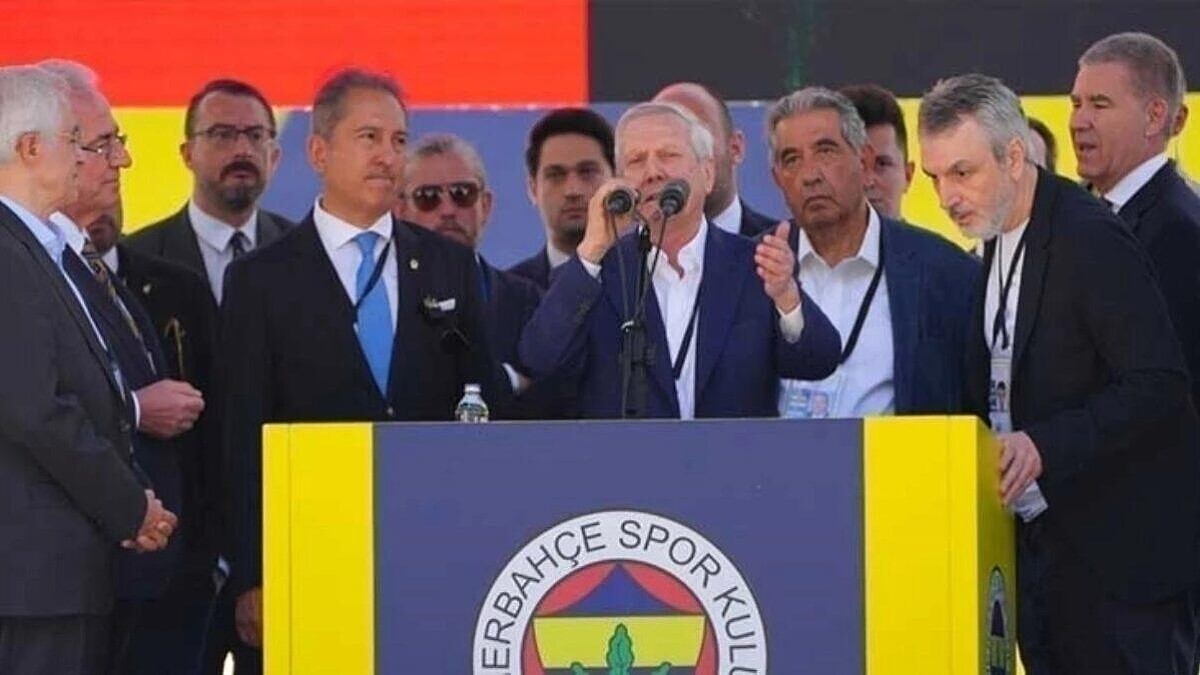 Aziz Yıldırım, Divan Başkanlığı Seçimine Tepki Gösterdi!