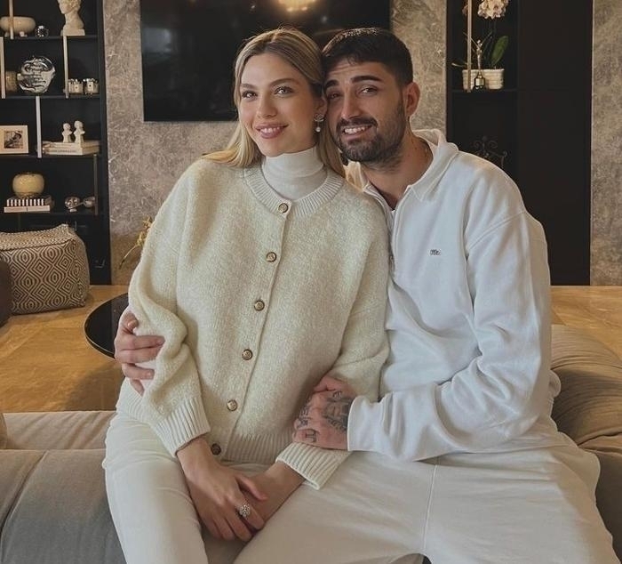 Yasemin Şefkatli, Çocuklarına Gelen Kırıcı Yoruya İbretlik Cevap Verdi