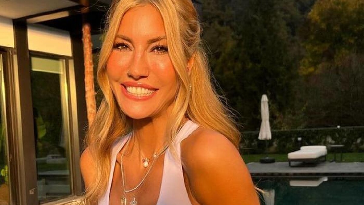 Çağla Şıkel Ve Ali Koç'un Buluşması Sosyal Medyayı Salladı!