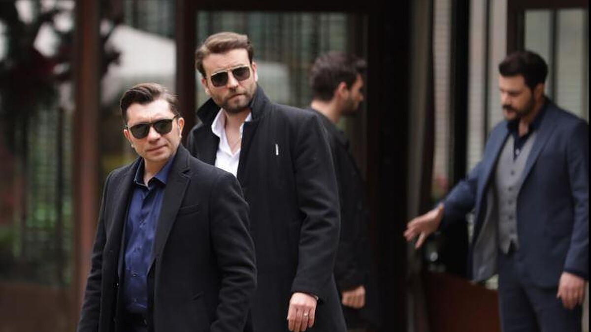 Hudutsuz Sevda Dizisi Oyuncularının Duygusal Anıları