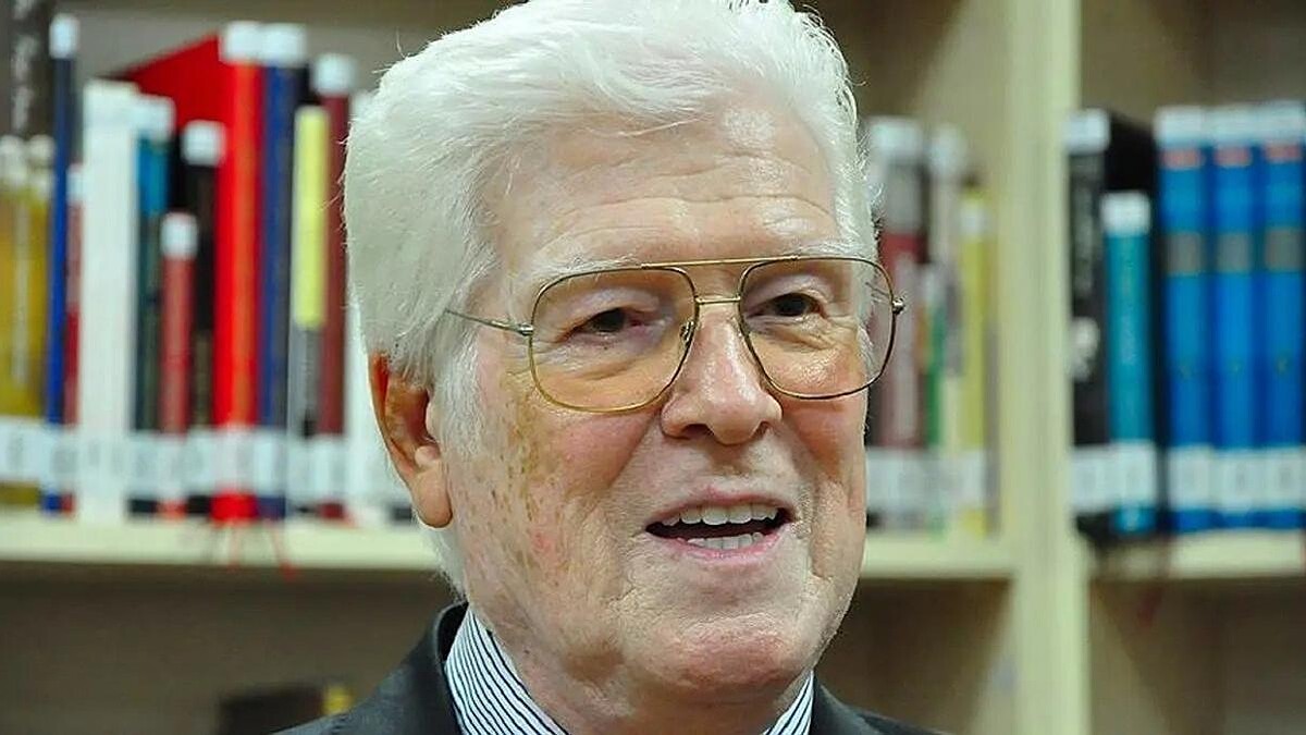 Yeşilçam'ın Unutulmaz İsmi İzzet Günay Bodrum'da Kaza Geçirdi