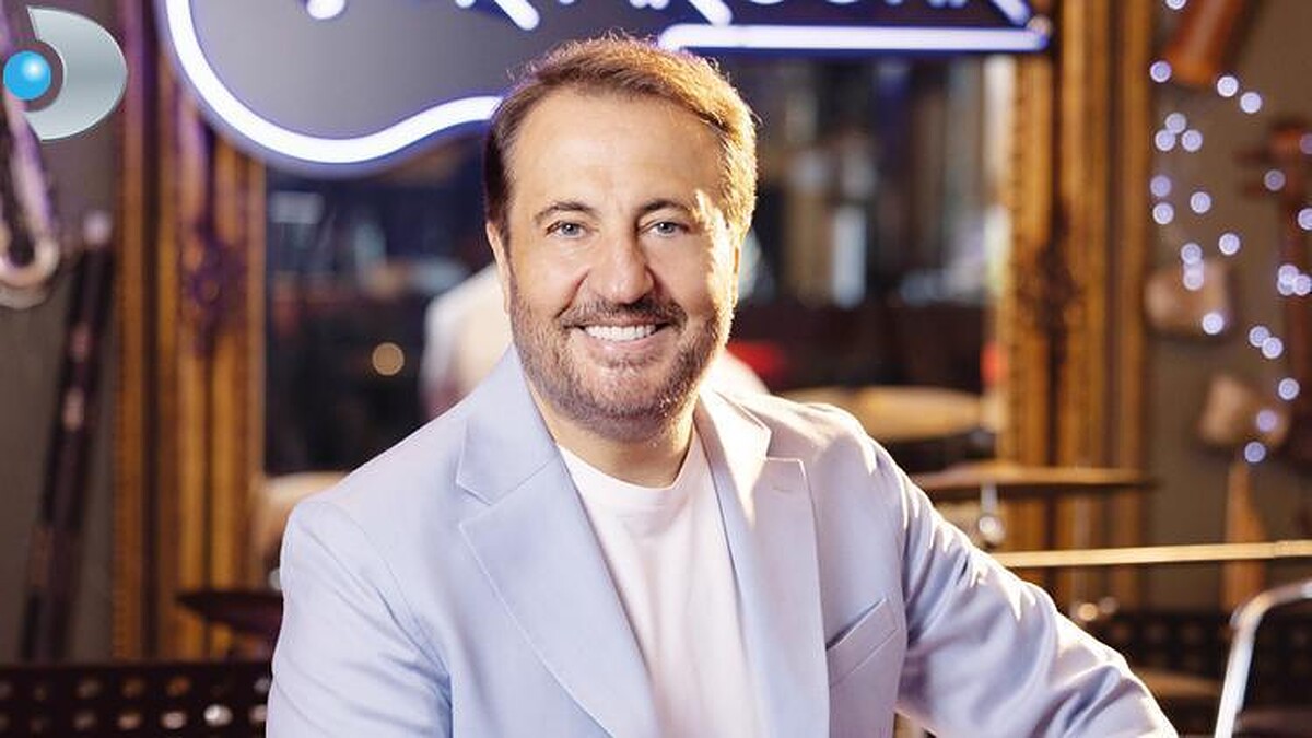 90'Lı Yılların Sanat Kariyeri Ve Özel Şarkıları – Çok Akustik Programı Kanal D'de Başlıyor