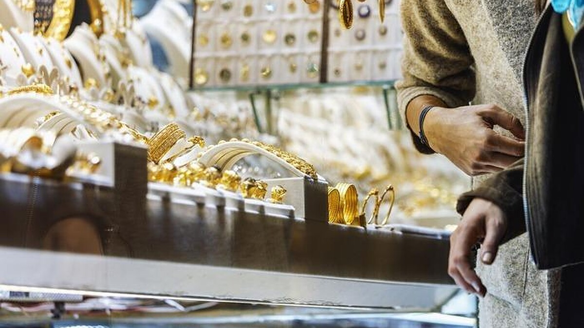 Altın Fiyatlarındaki Dalgalanma Devam Ediyor: Enflasyon Verileri Ve Fed Kararı Bekleniyor