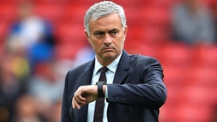 Jose Mourinho'nun İlk Talebi: Kimseyi Satmayın, Herkesi Görmek İstiyorum